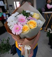 Букет цветов из:  Герберы, Розы и Хризантемы в Бабстово
