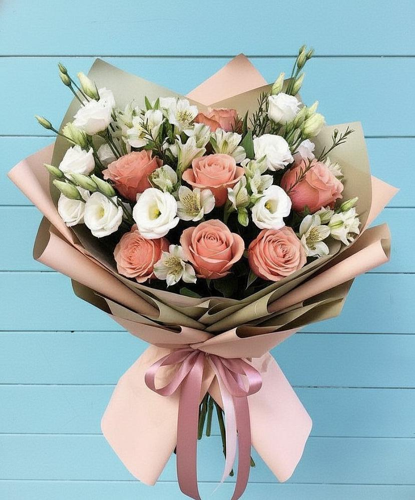 Букет цветов из: Розы, Альстромерии и Лизиантусы в Бабстово