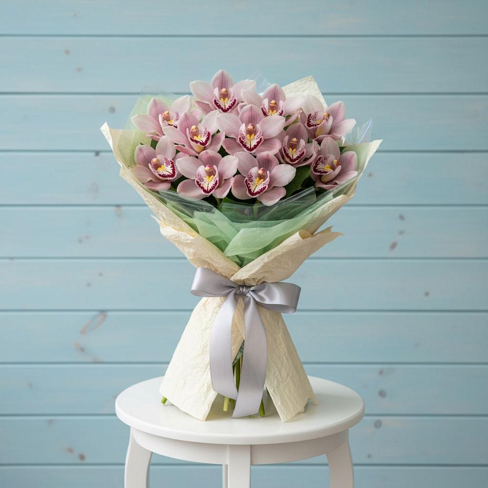 Букет цветов из: Орхидеи и Розы в Бабстово