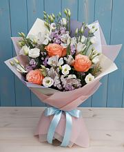 Букет цветов из:  Лизиантусы, Розы, Альстромерии и Гипсофила #REPLACE_PRED# Бабстово