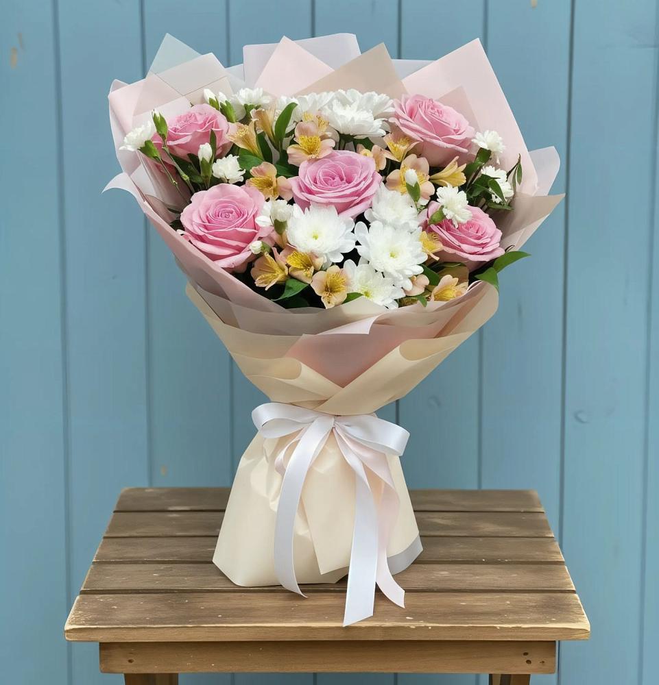 Букет цветов из: Гвоздики, Орхидеи и Розы в Бабстово