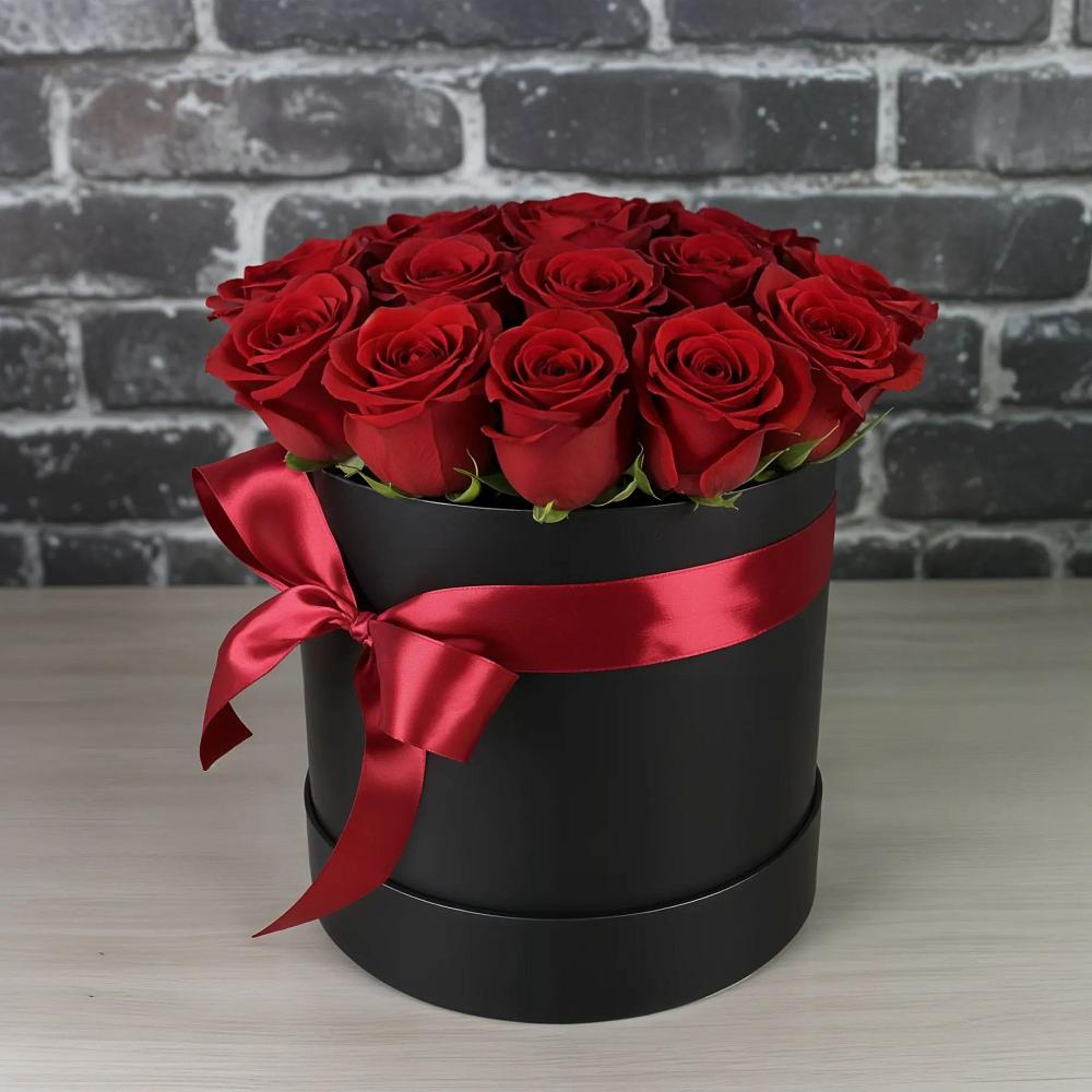 Цветочная композиция из Розы в шляпной коробке в Бабстово