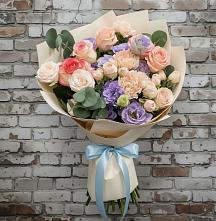 Букет цветов из:  Розы, Лизиантусы и Гвоздики в Бабстово