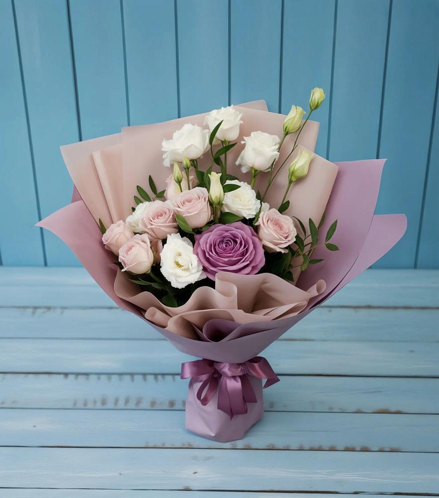 Букет цветов из: Розы и Лизиантусы в Бабстово